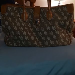 Dooney and bourke